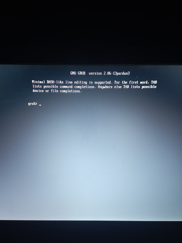 Grub minimal bash like. Grub minimal bash like