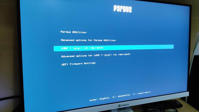 boot ekranından LMDE yi silmek